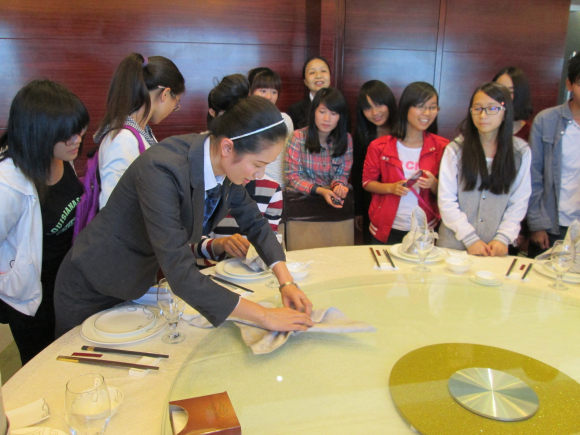 �ֳ��ۻ�ʾ��