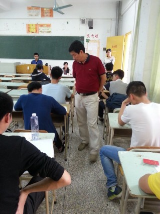 我院圆满完成2016届毕业生清考工作_潮汕职业