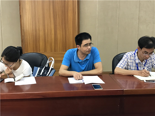 各院领导、实习指导老师发表看法