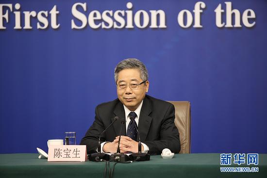 十三届全国人大一次会议新闻中心于3月16日10时在梅地亚中心多功能厅举行记者会,邀请教育部部长陈宝生就“努力让每个孩子都能享有公平而有质量的教育”相关问题回答中外记者提问。图为教育部部长陈宝生回答记者提问。
