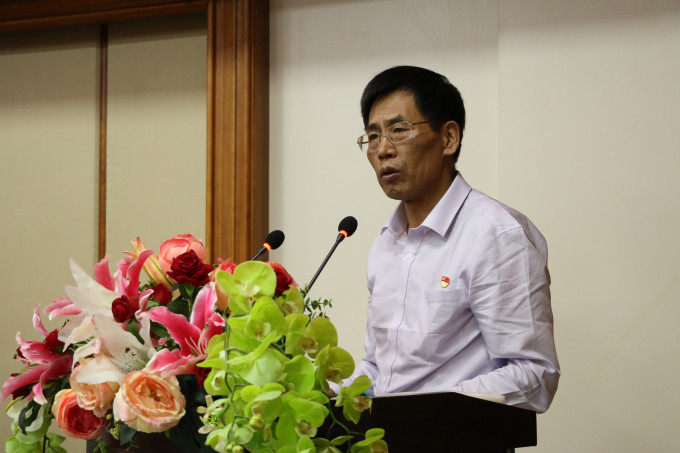 齐书记发表讲话