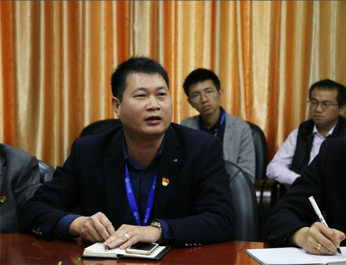 党委副书记李育华讲话