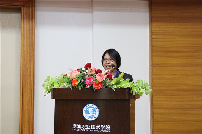 暹罗大学学员代表Dr. Nittaya Kerdyam发言