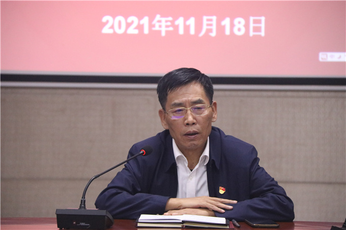 ��ί�������佲��